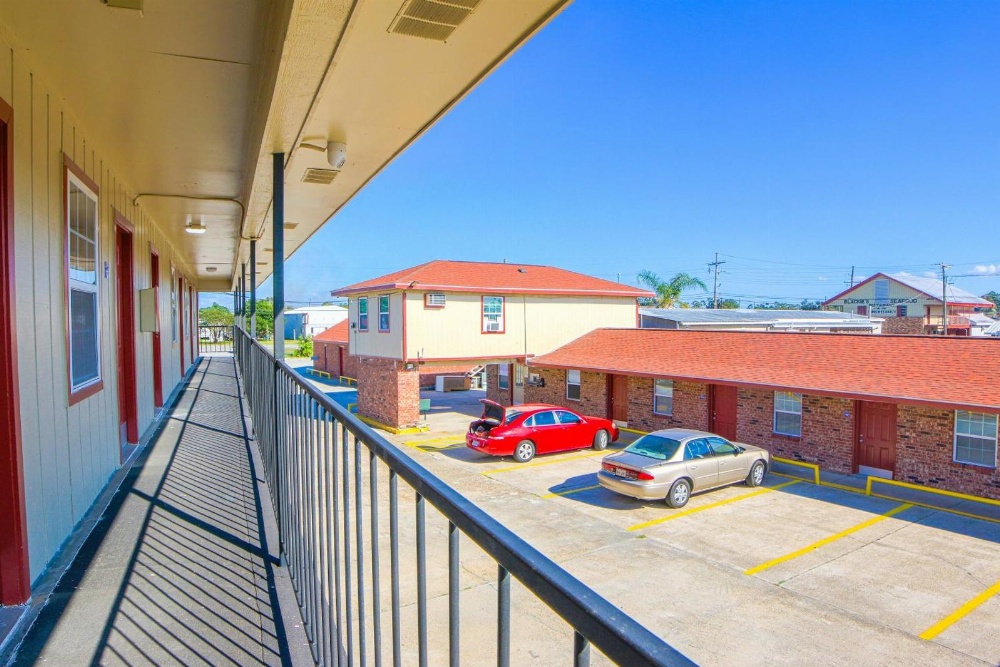 Economy Inn By OYO Lockport near Houma